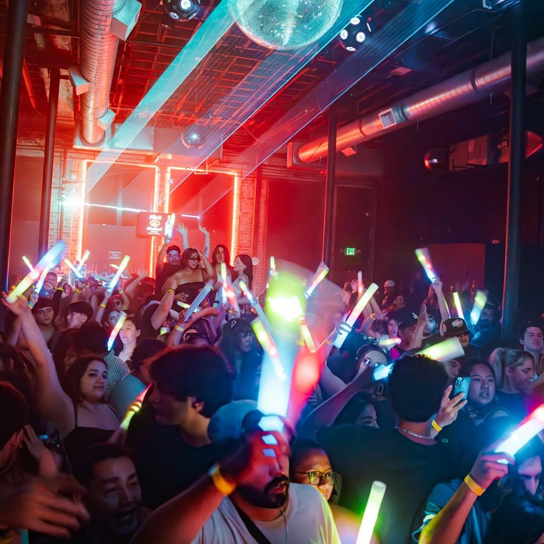 ILLUMINATION (18+ Glow In The Dark Rave) | PLUR Eventz | Sat, Apr 25 ...