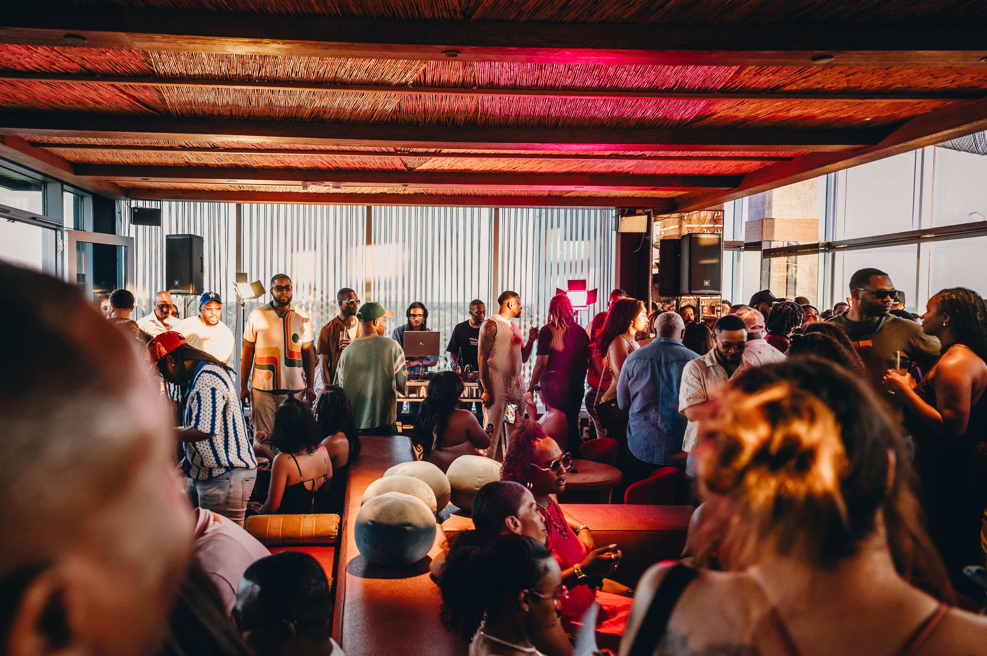 SUNSETS & SUNDRESSES (05/03) | VIBESINATL | Sun, May 3, 2026 | Spaceman ...