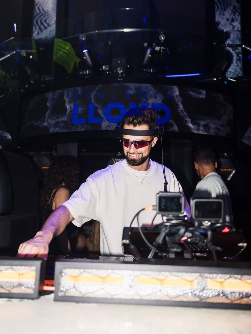 Benjamin Lloyd @ ELIXIR Lounge Miami 1/10 | Alpha Concierge Group x Who ...